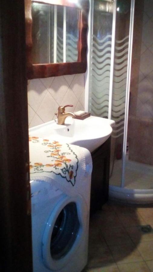 La Casa Di Pietra Villa Karpenísion Екстериор снимка