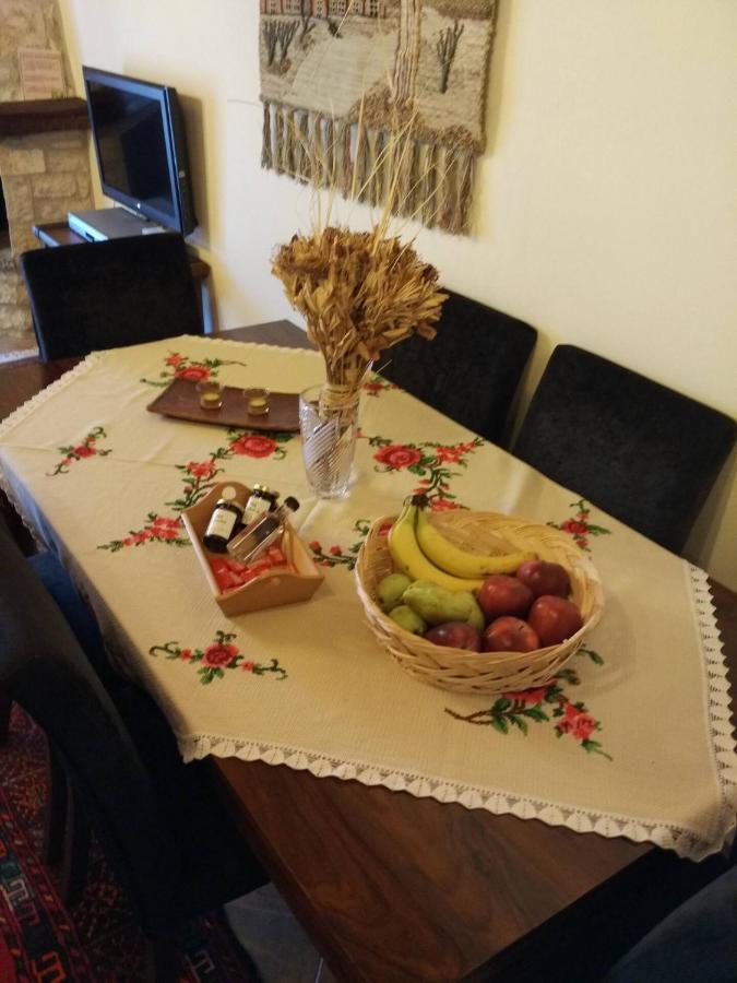 La Casa Di Pietra Villa Karpenísion Екстериор снимка
